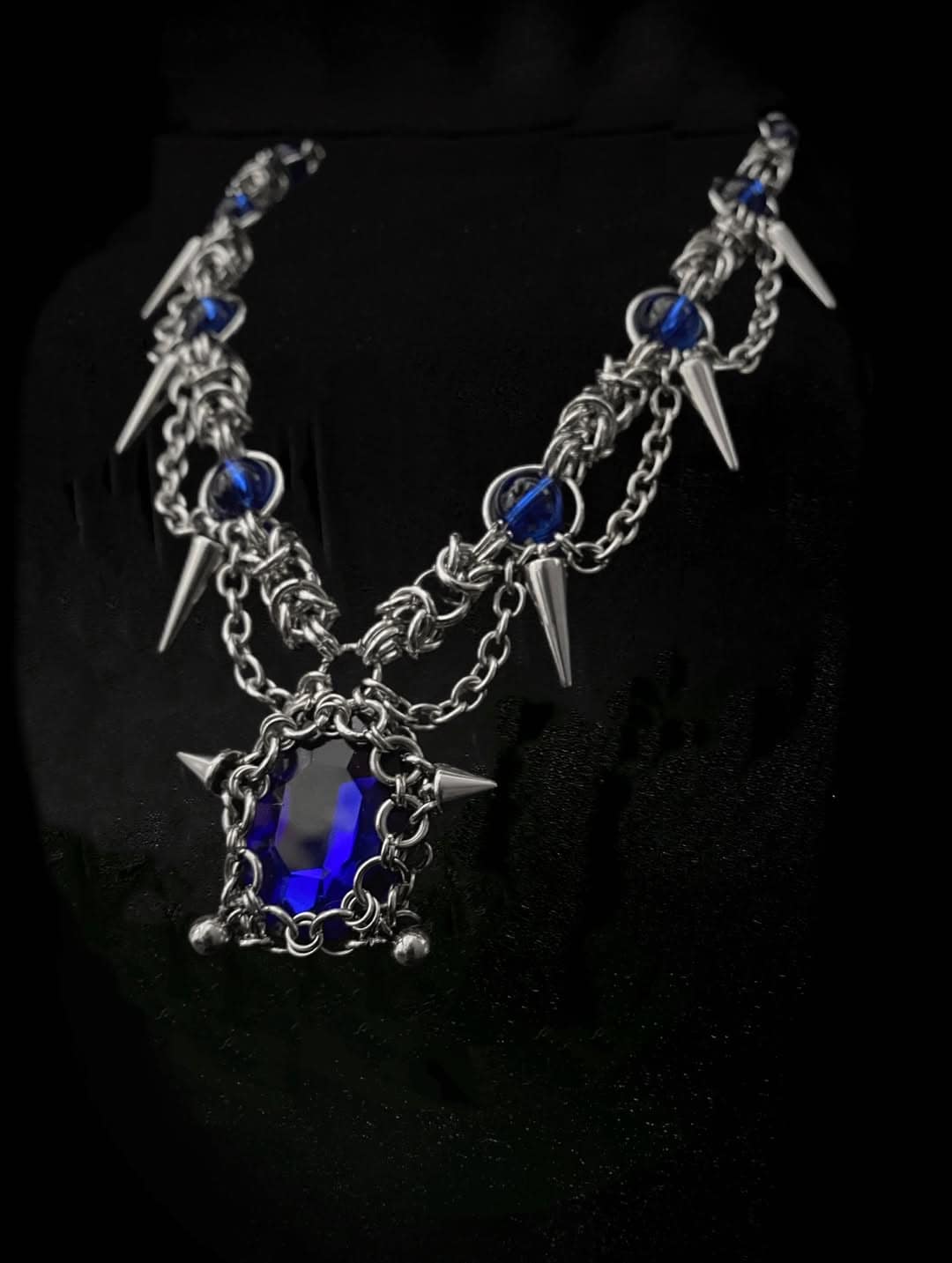 Gothic Spike Chain Necklace with Blue Crystal Pendant - Image 4