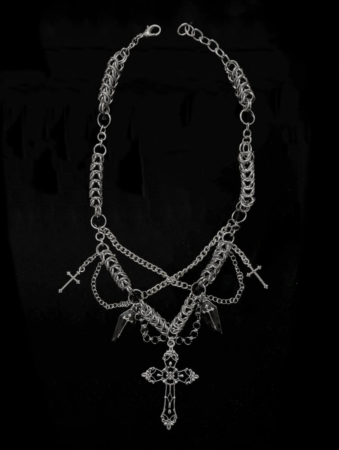 Cathedral Emblem Chainmail Necklace