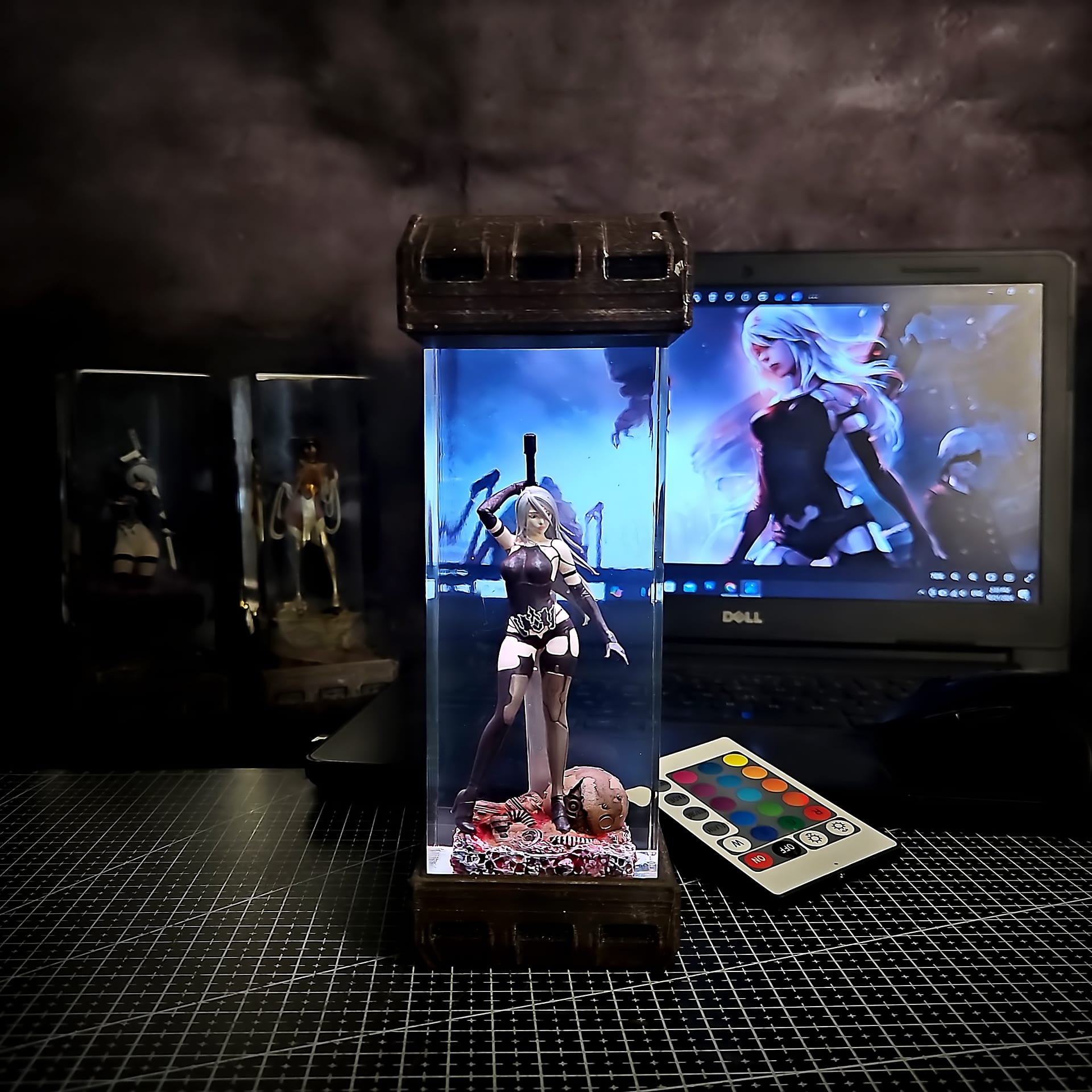 NieR: Automata A2 Combat Android Lamp