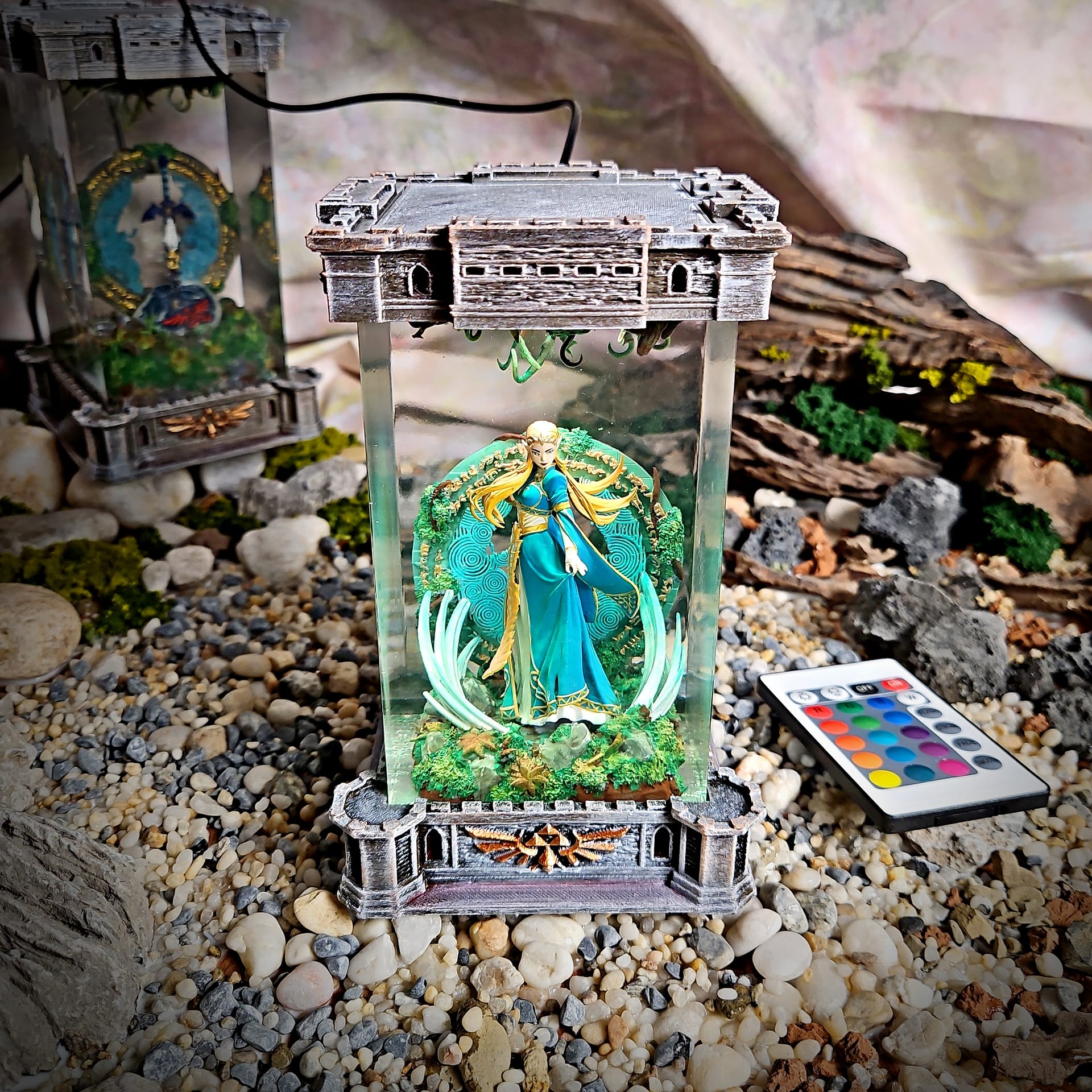 Princess Zelda Lamp - Image 6