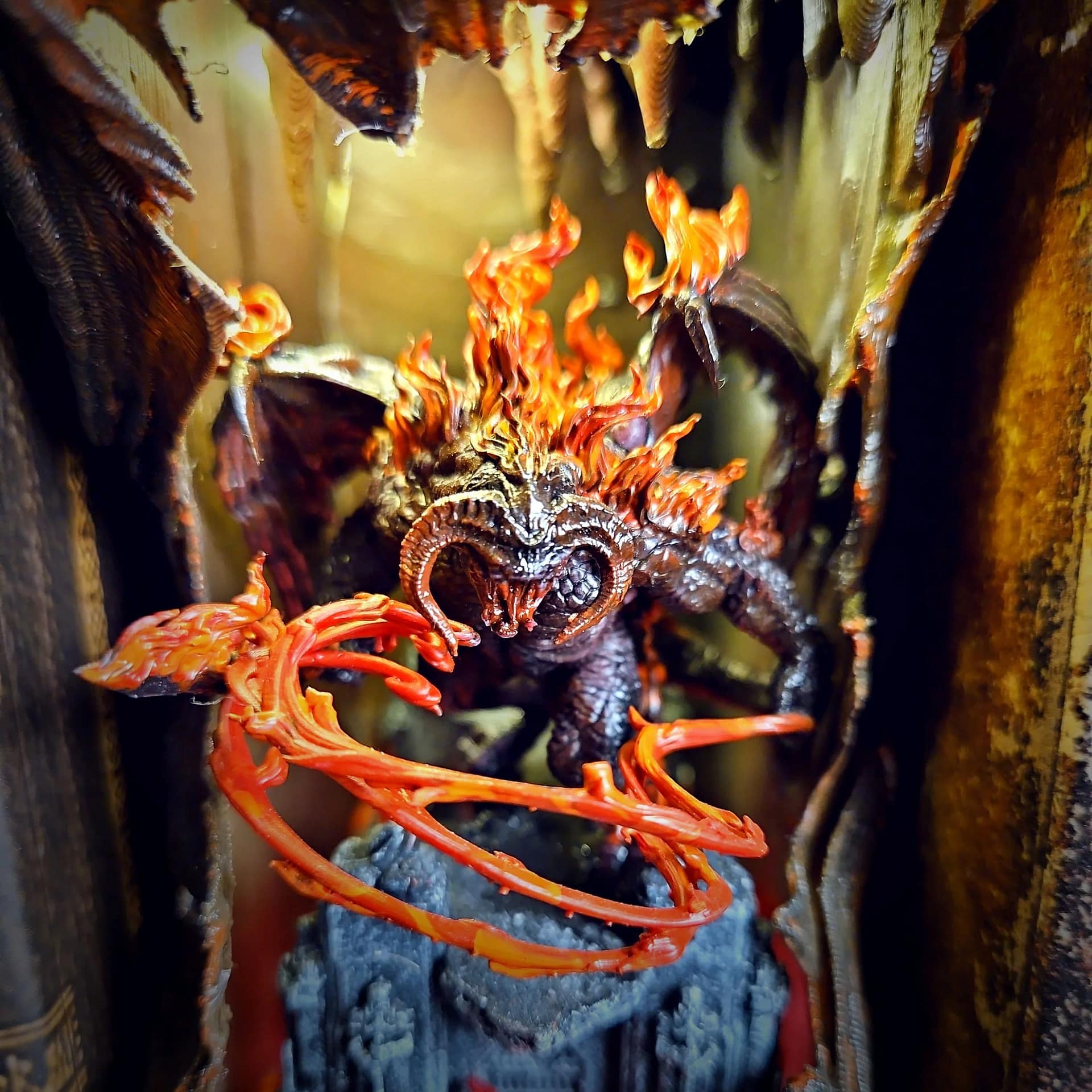 Balrog Book Nook - The Lord of the Rings - Image 4