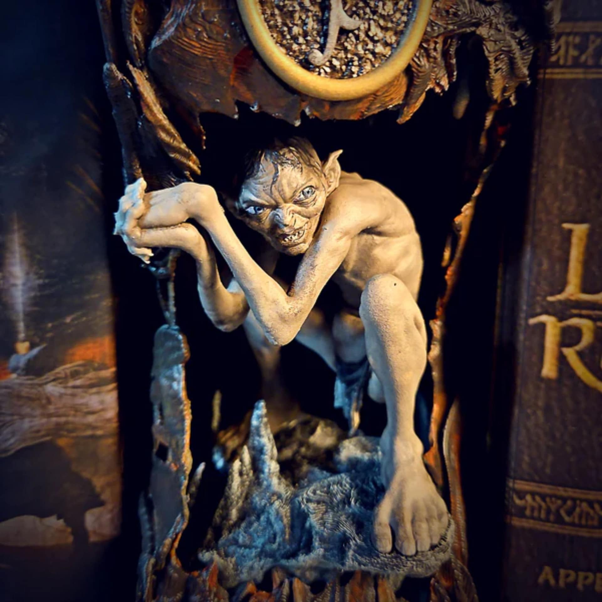 Gollum Book Nook - The Lord of the Rings - Image 4