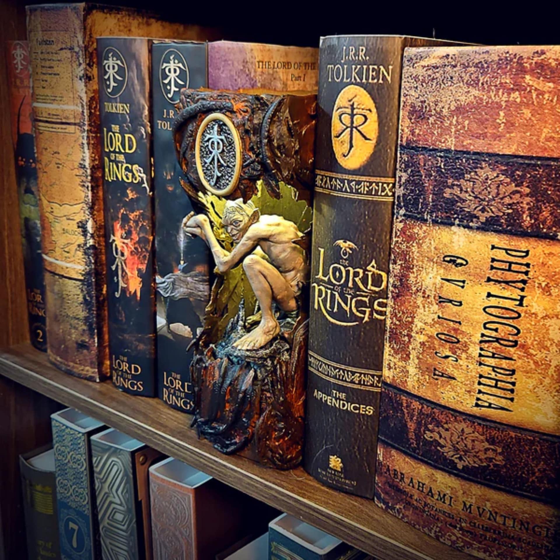 Gollum Book Nook - The Lord of the Rings - Image 3